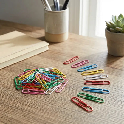 U-shape metal paper clips - office