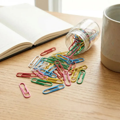 U-shape metal paper clips - office