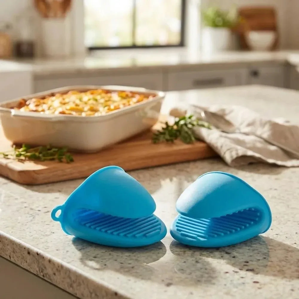 Ultra-grip silicone oven mitts - kitchen tool