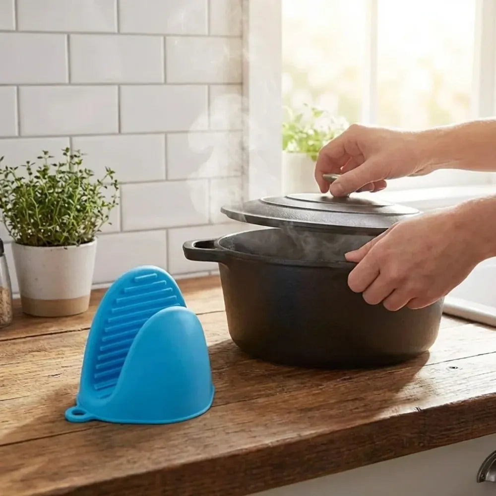 Ultra-grip silicone oven mitts - kitchen tool