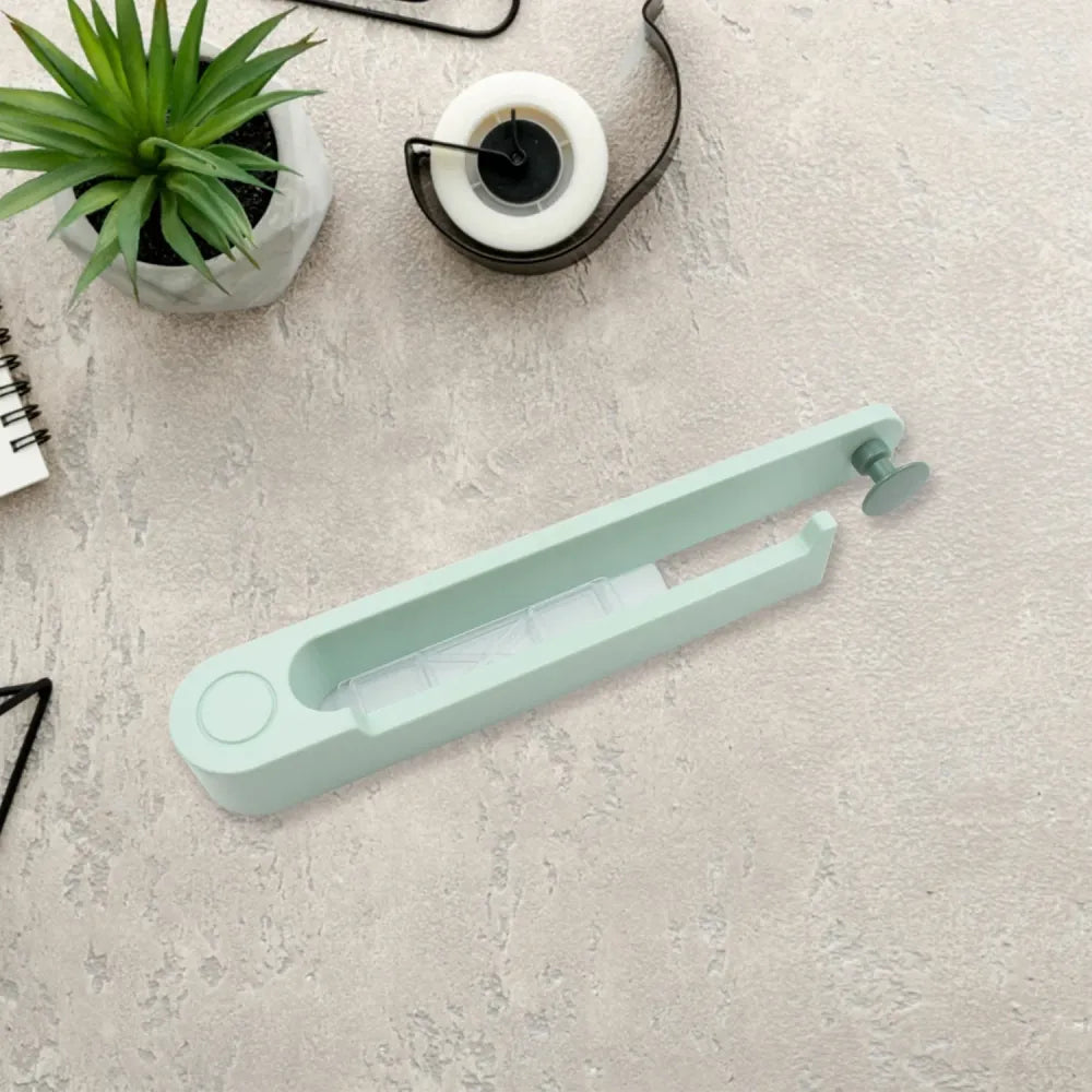 Wall-mounted towel rack