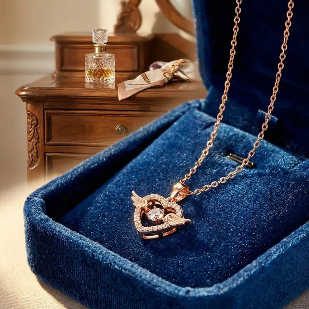 Winged heart alloy necklace