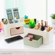 Portable makeup organizer box